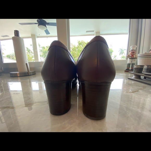 Naturalizer #5 comfort 2.5” (1.5” wide) heel - Picture 2 of 7